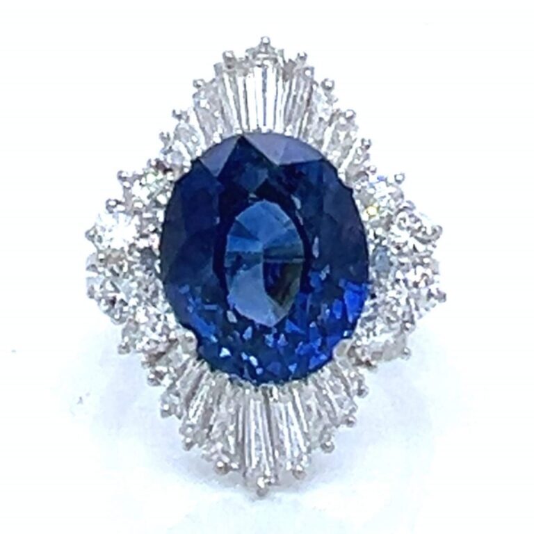 Platinum GIA Certified 9.75 Ct. Sapphire & Diamond Ring