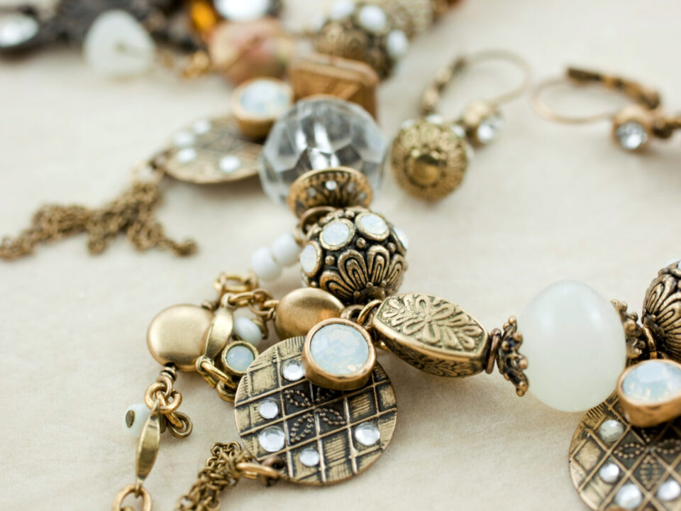 How-to-Tell-if-Your-Vintage-Jewelry-is-Valuable