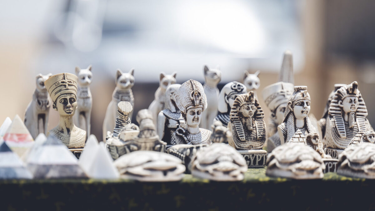 5 Mistakes to Avoid When Selling Collectibles